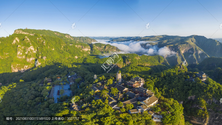 大山里的寺庙