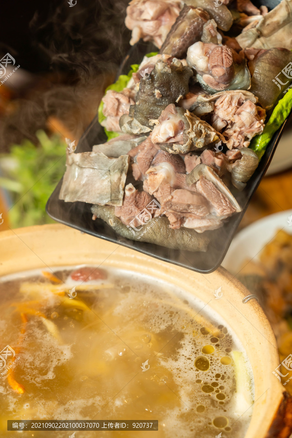 甲鱼焖鸡