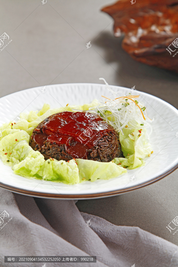 梅菜焖肉