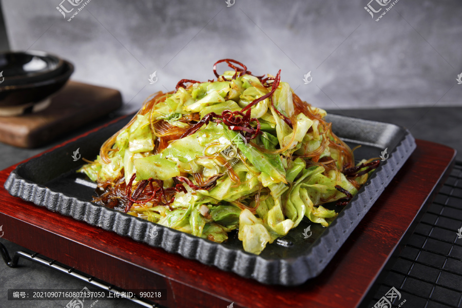 包菜炒粉丝