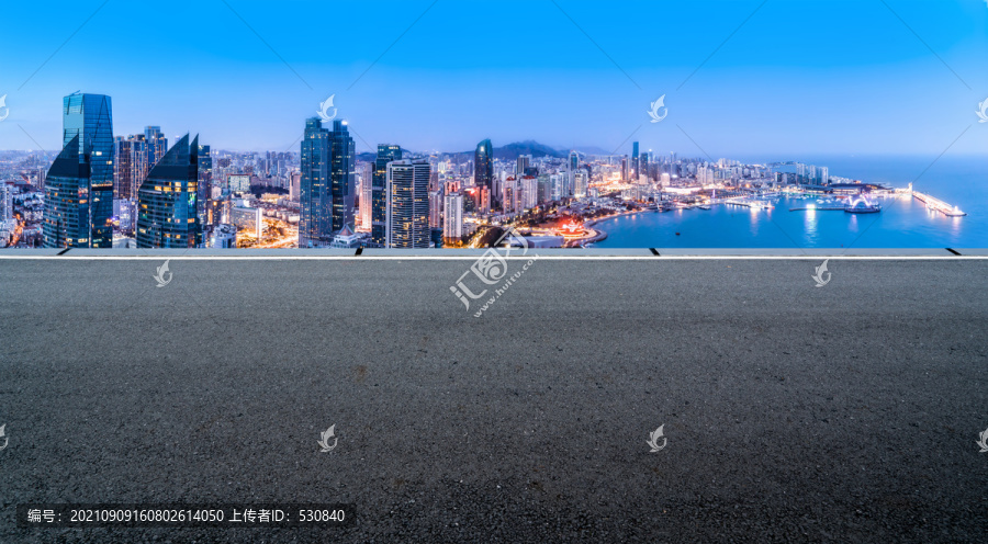 道路交通和城市景观夜景