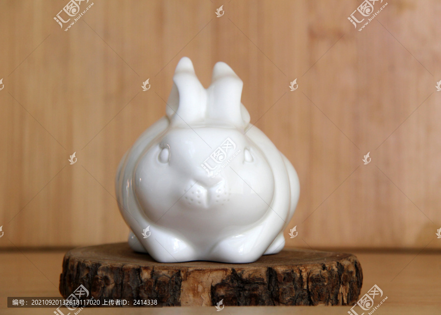 定窑白瓷兔子