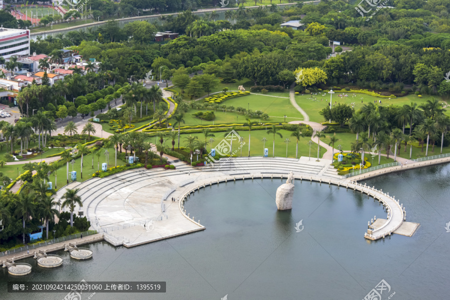 厦门筼筜湖白鹭女神广场全景