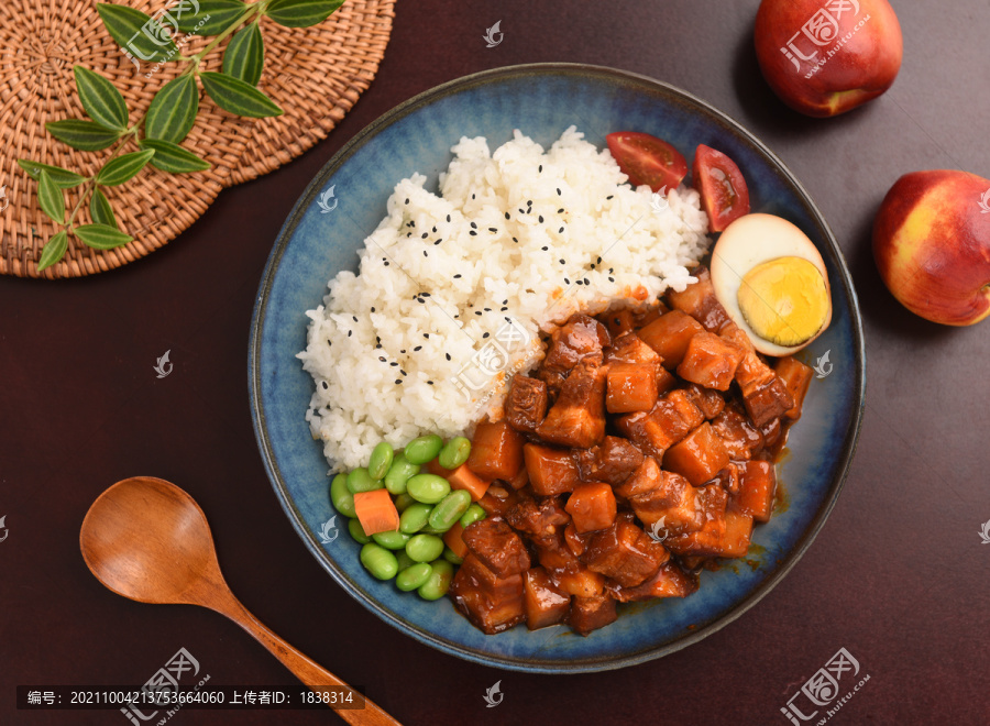 红烧肉盖饭