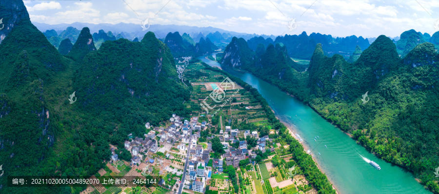 桂林山水漓江精华段全景