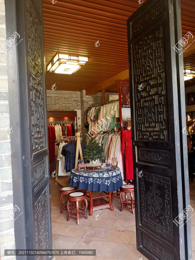 中式传统女装店
