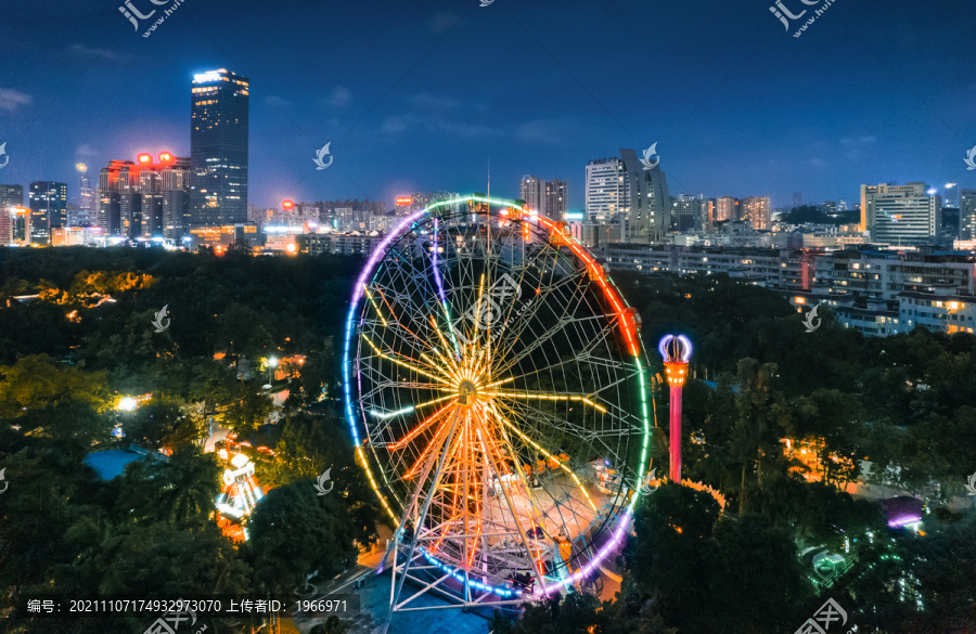 南宁市南湖游乐园夜景