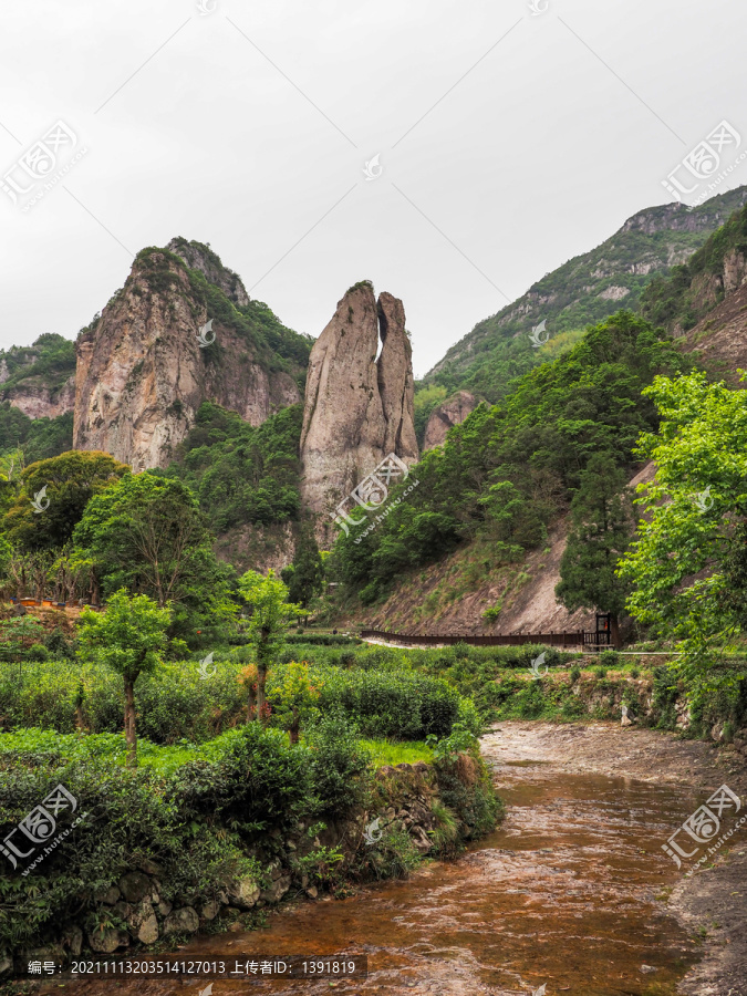 乐清市雁荡山大龙湫景区剪刀峰