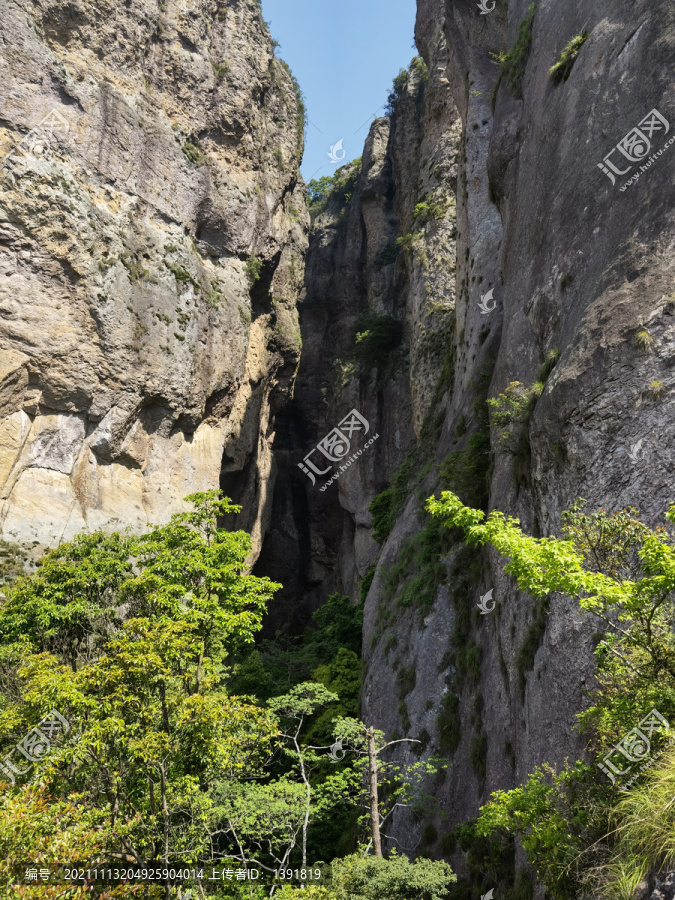 乐清市雁荡山三折瀑景区