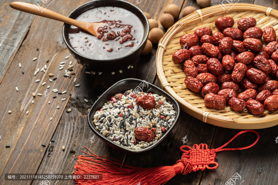 中国传统节日美食腊八粥