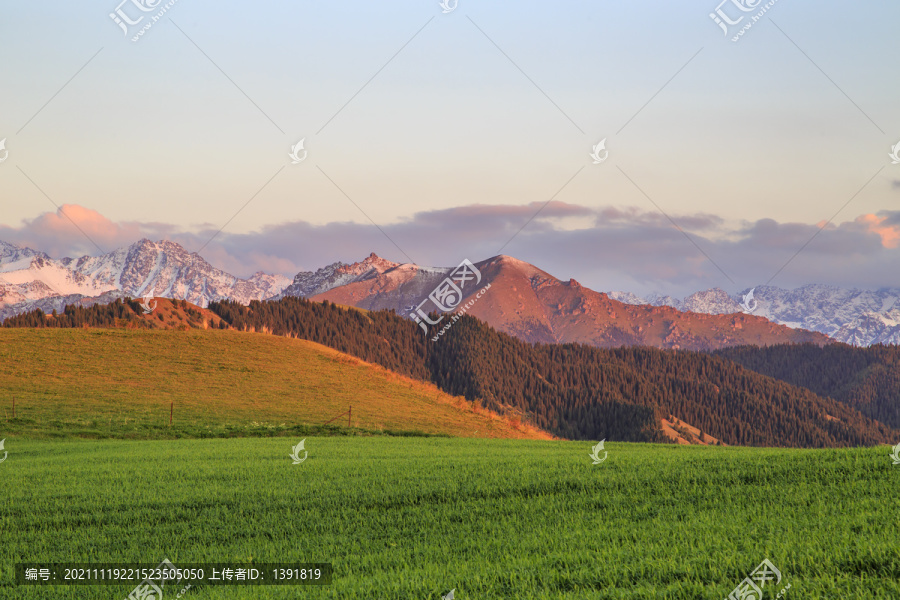 新疆东天山风光