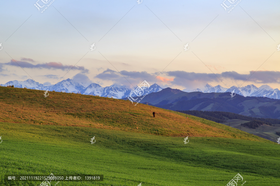 新疆东天山风光