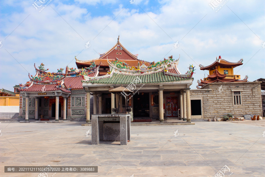 泉州石狮黄金海岸寺庙