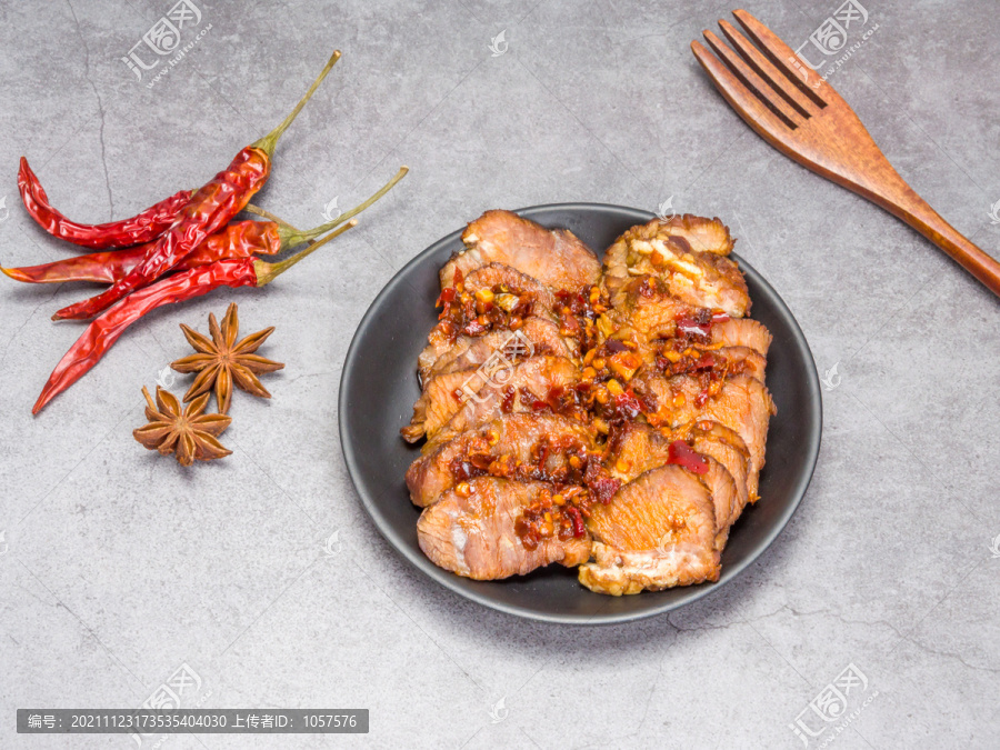 五香酱牛肉美食