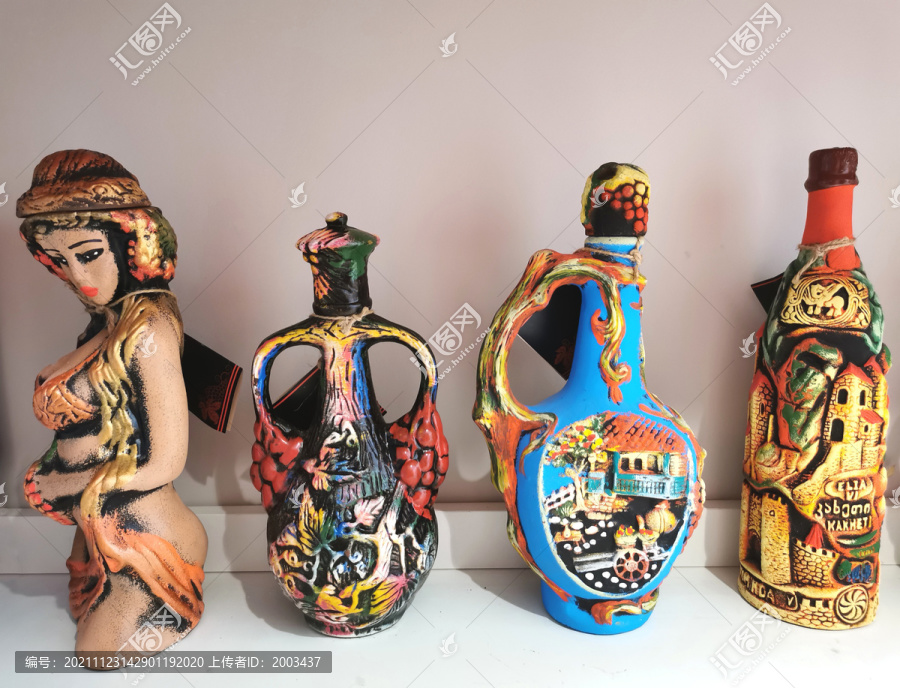 陶瓷艺术酒瓶