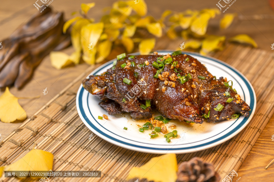 中餐美食红烧烤猪蹄