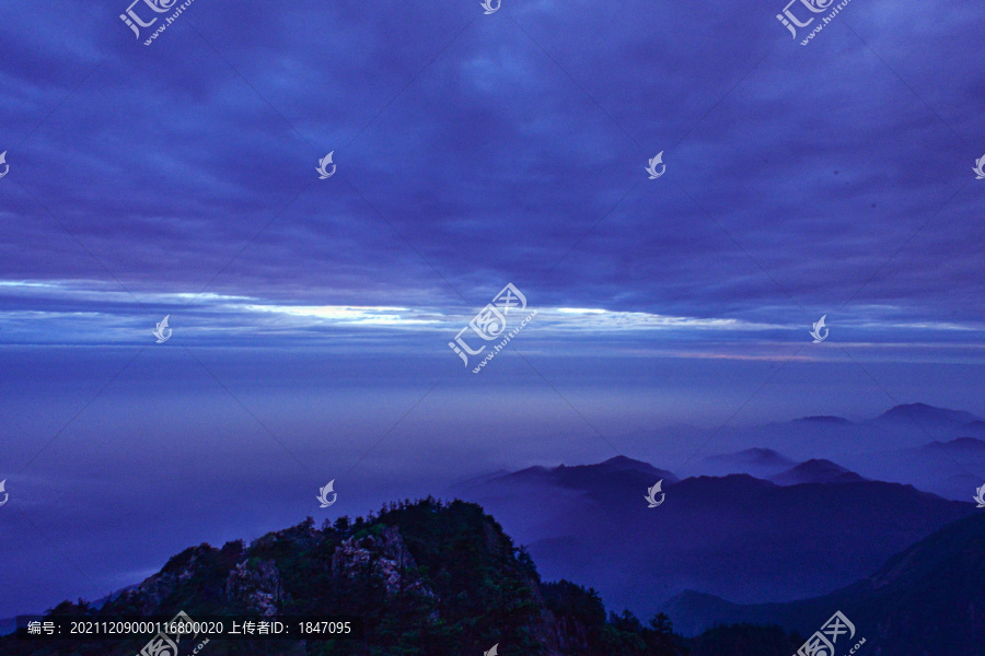 彭州九峰山火焰峰白虎峰背光峰