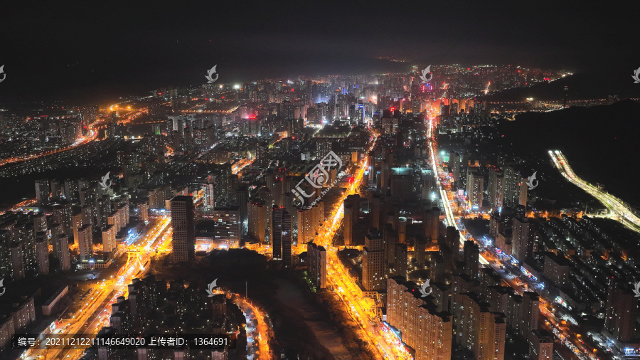 航拍青海西宁海湖新区御3夜景