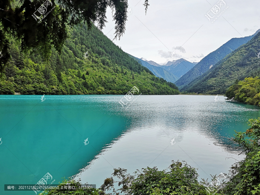 高山湖泊