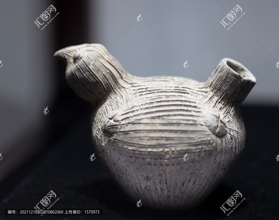 古代酒罐