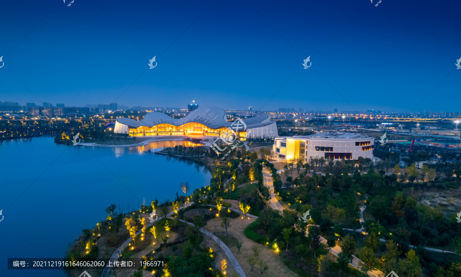 南通大剧院夜景