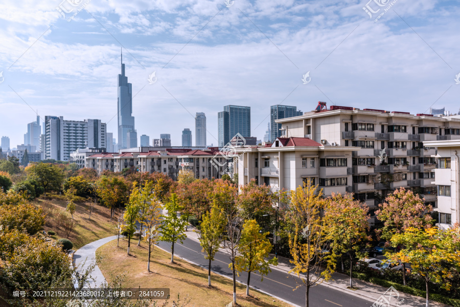 秋天中国南京CBD城市建筑风景