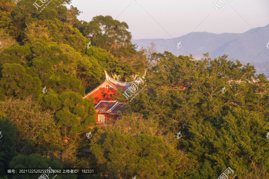 九日山东峰局部风光