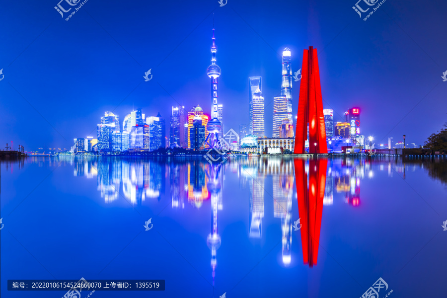 上海外滩建筑群夜景