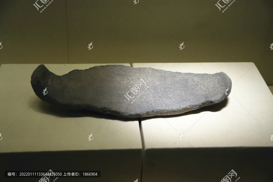 远古石器石磨盘