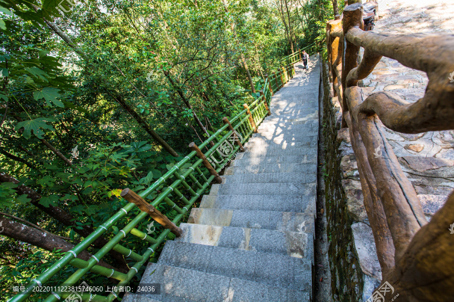 平南北帝山旅游风景区登山石阶