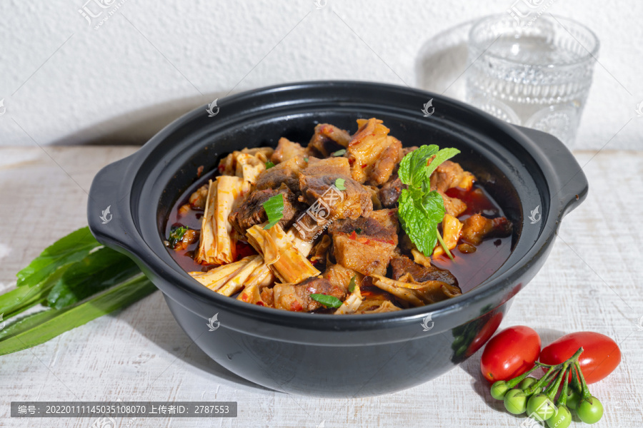 砂锅牛肉