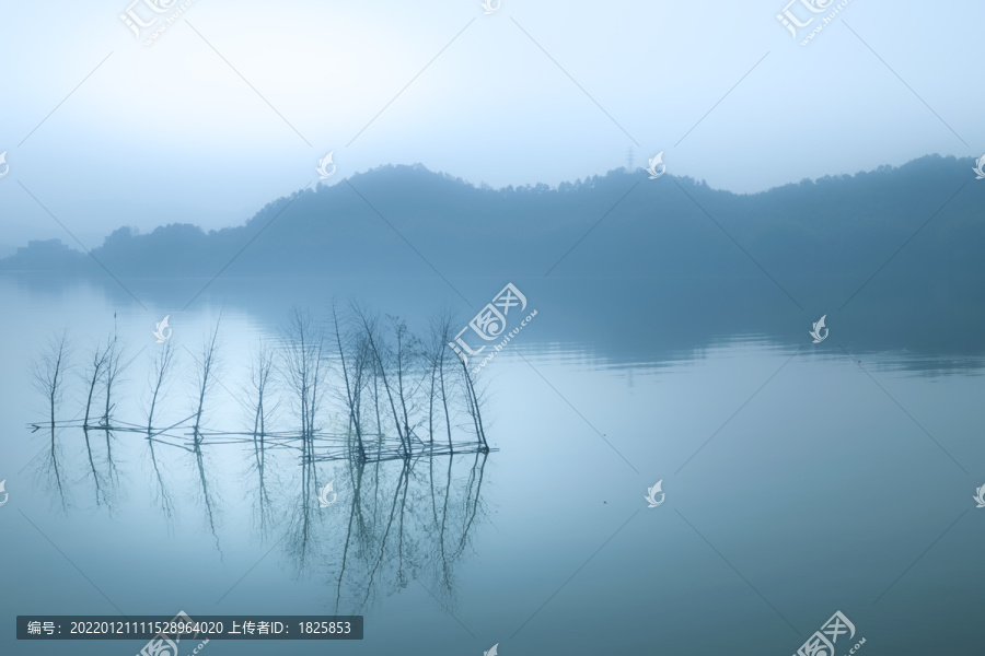 青山湖