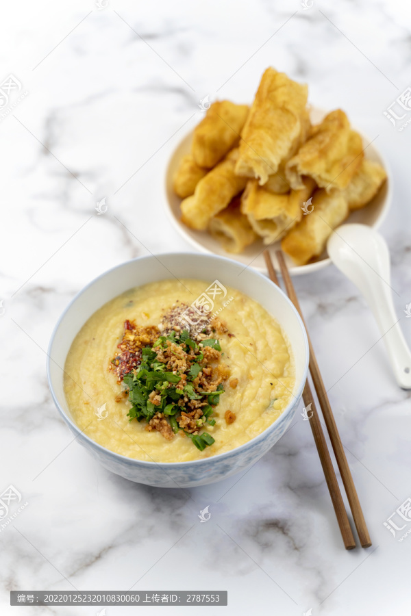 云南美食稀豆粉油条