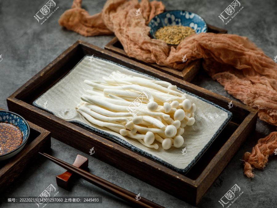 蟹腿蘑菇火锅食材