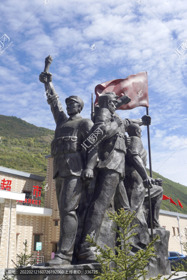 甘肃宕昌服务区哈达铺红军雕塑