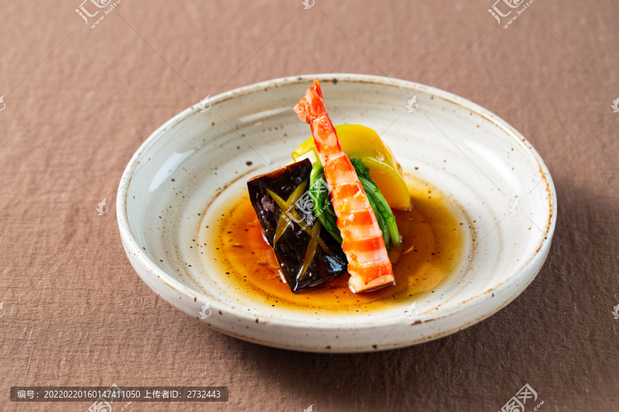 活斑节虾配野菜