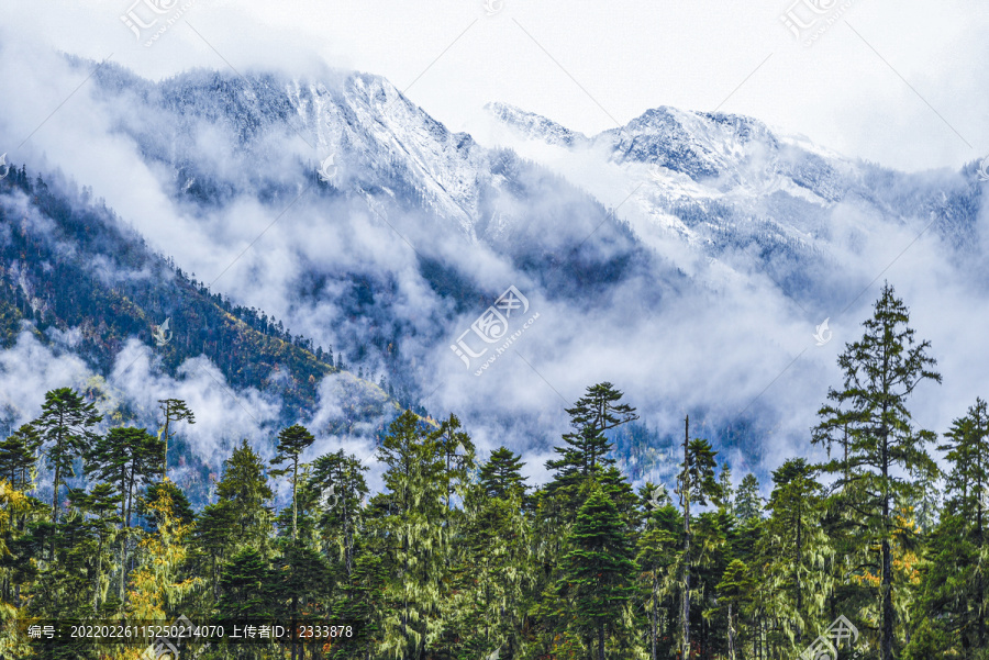 雪山