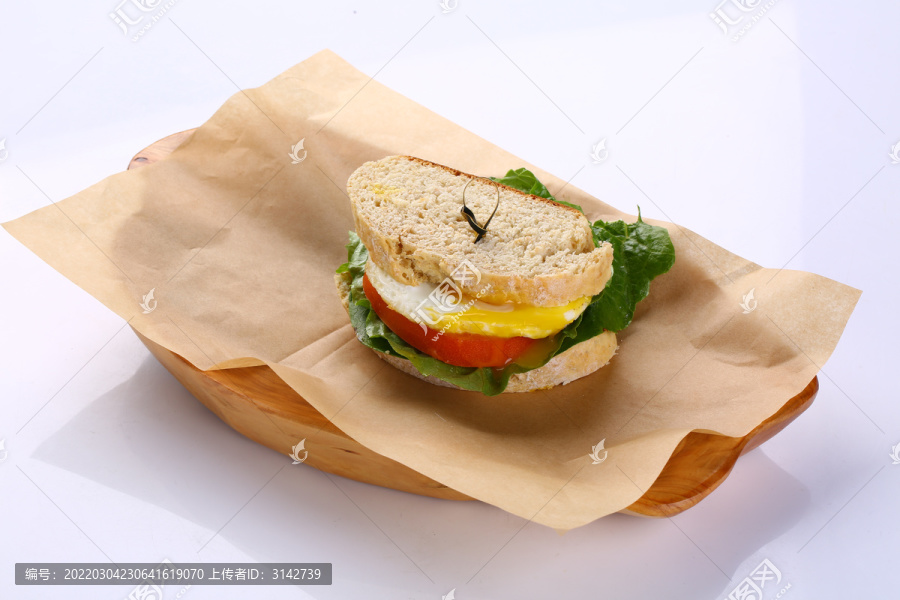 早餐三明治面包