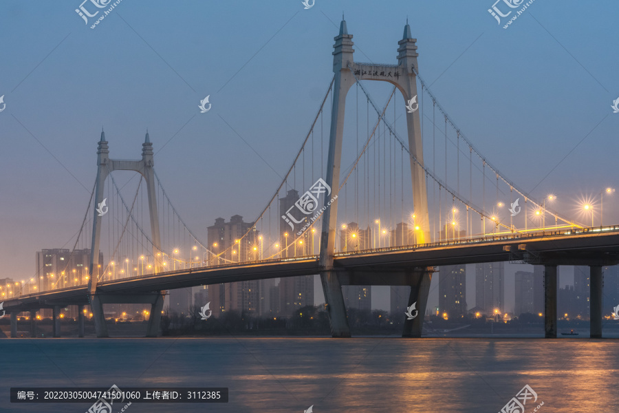 长沙三汊矶大桥夜景