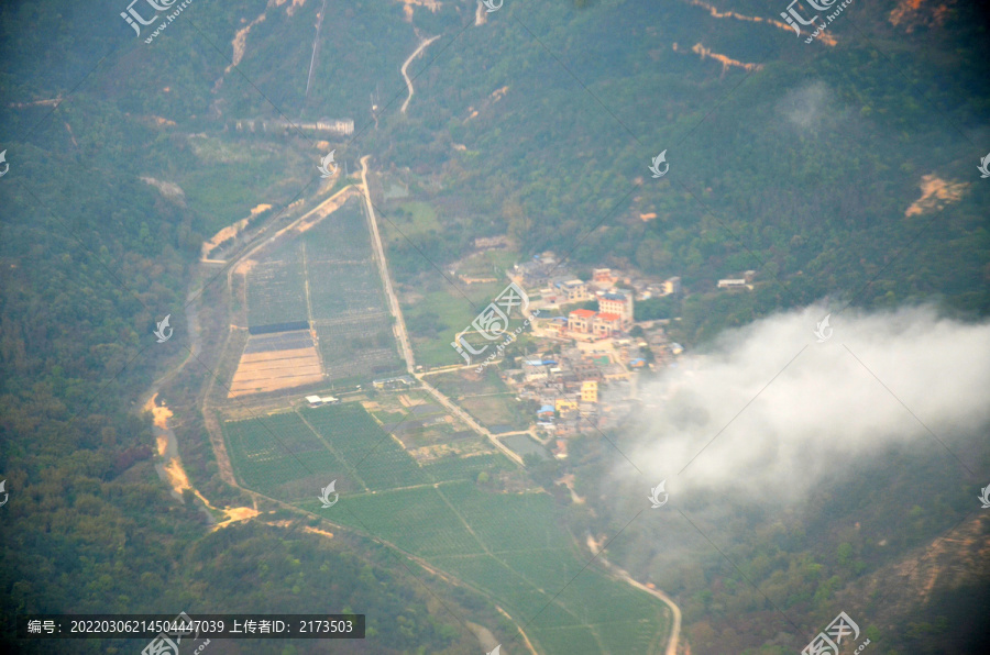 山区农村鸟瞰