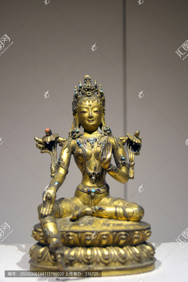 藏传佛教明代绿度母铜像