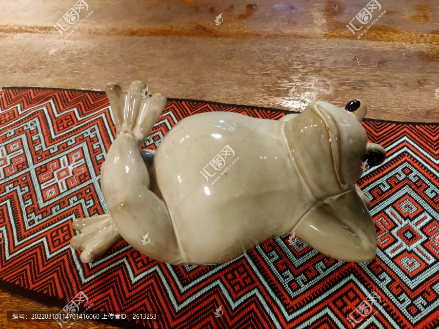 青蛙陶瓷
