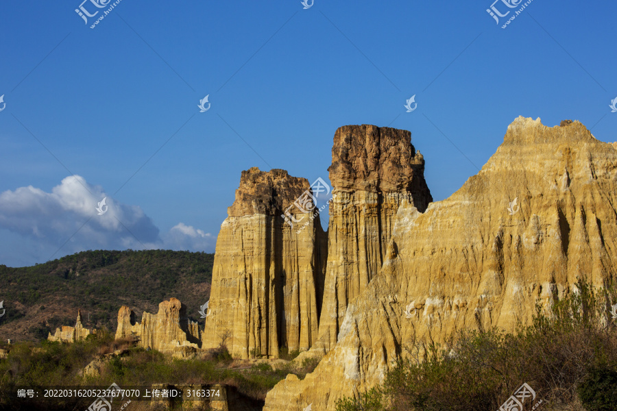 土林魅影