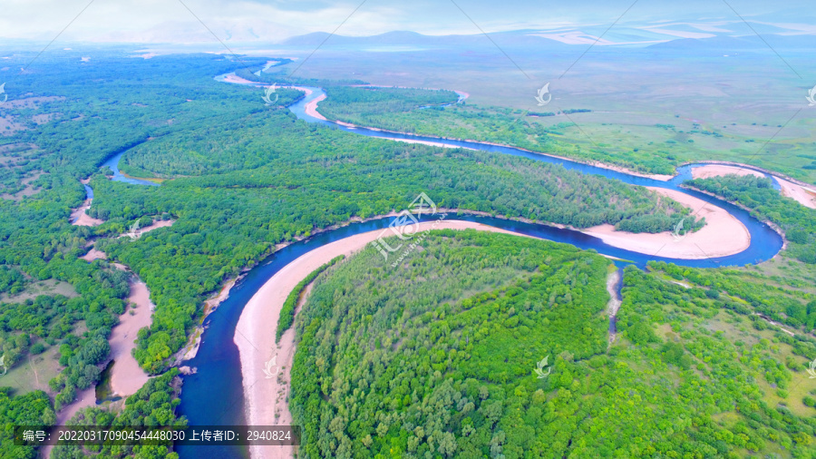 航拍内蒙古草原河流