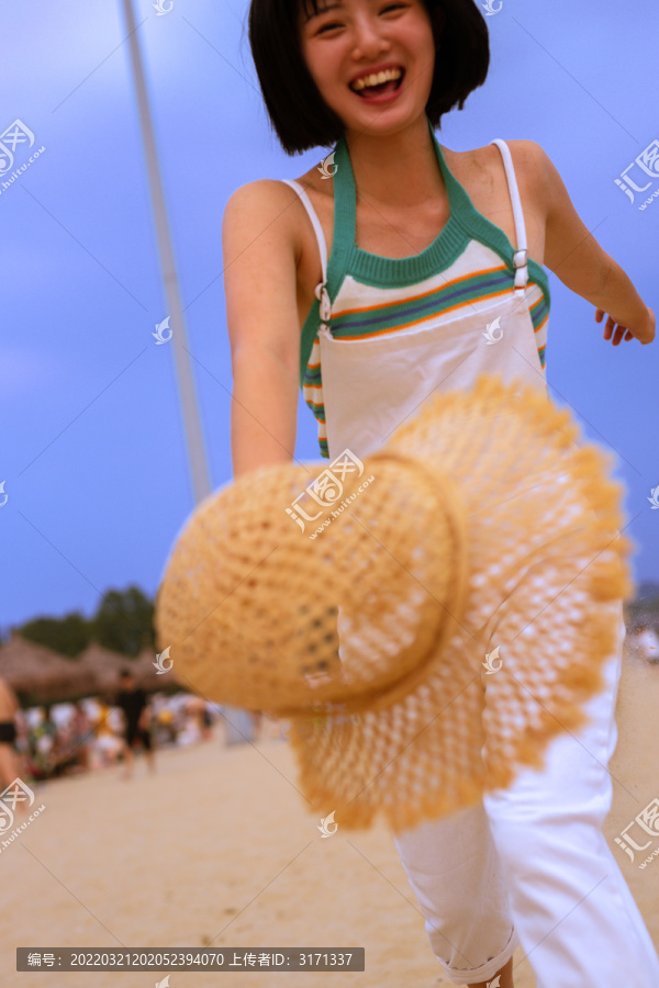 沙滩女孩