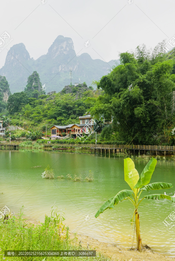 百色凌云浩坤湖