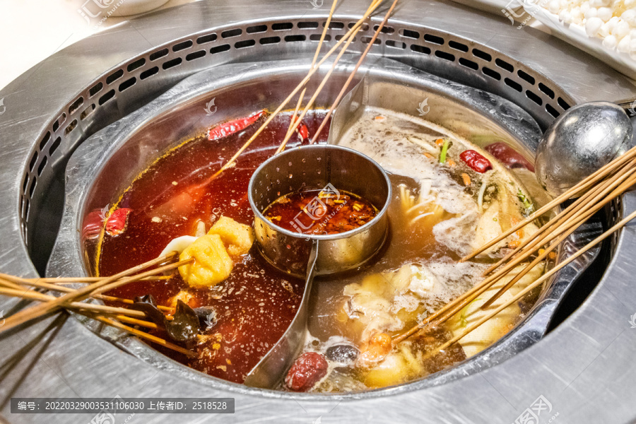 美食摄影麻辣鸳鸯火锅串串香