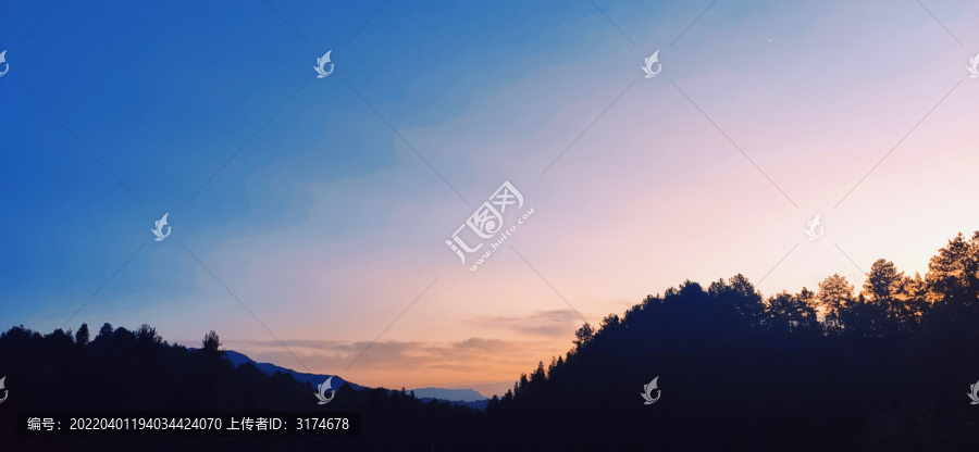 天空