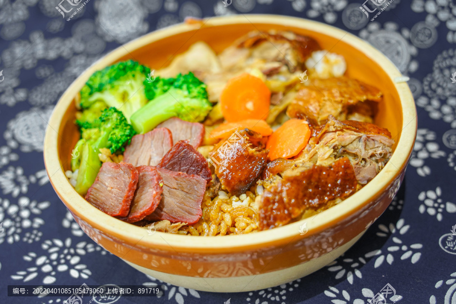 烧腊煲仔饭