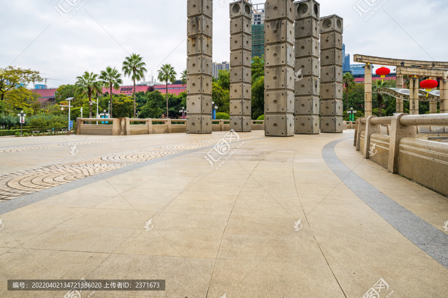 深圳市龙岗区龙城广场